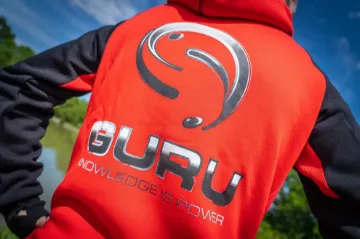 Guru Tackle Hoodie Red/Black