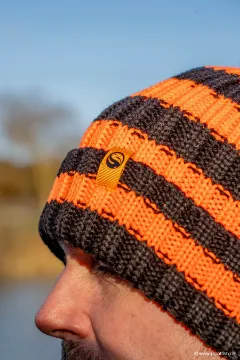 Bonnet à Pompon Guru  Bobble Hat