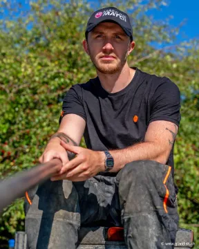 T-Shirt Manches Courtes Guru Gradient Logo Tee Black - Noir