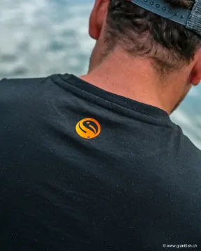 T-Shirt Guru Gradient Connect Tee Black - Noir