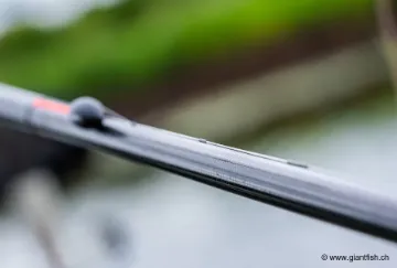 Flotteur à Oeillet Guru Speed Carbon