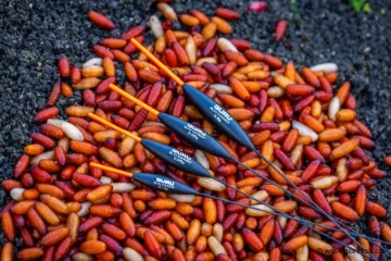 Flotteur à Oeillet Guru Slim Maggot