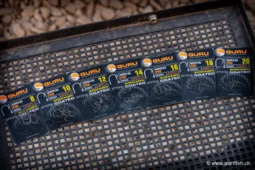 Hameçon à Oeillet Guru Super XS Barbed Eyed