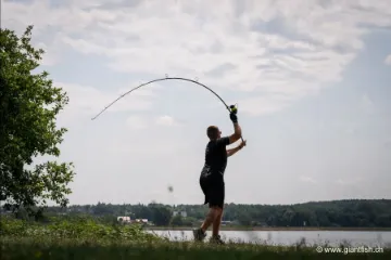 Ensemble NASH Canne Air Force F20 12 ft 3.50 lbs & Epuisette carpe