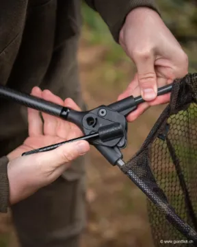 Épuisette FOX Lever-Lok Landing Net - 6 ft - 42""""