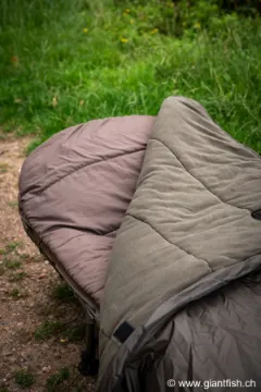 Couverture FOX Ven-Tec Thermal Bedchair Cover