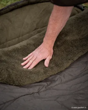 Sac de Couchage FOX Voyager Sleeping Bag