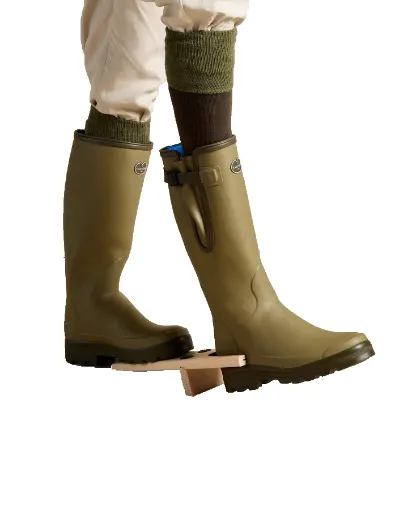 Tire-Bottes en Bois LE CHAMEAU